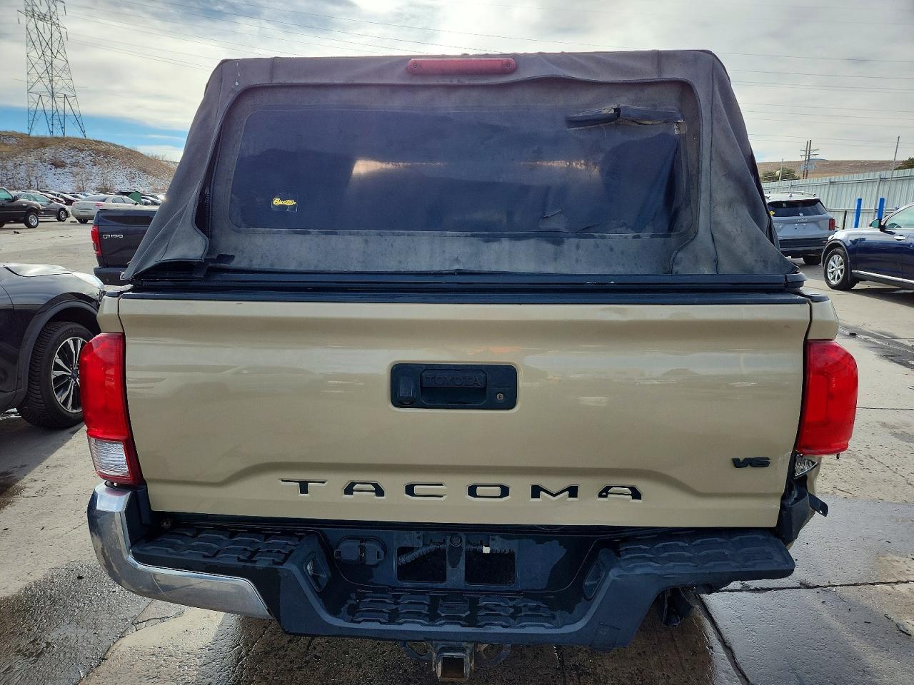 2016 Toyota Tacoma Trd Off-Road - Image 6