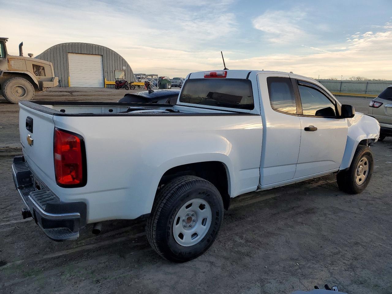 2020 Chevrolet Colorado - Фото 3