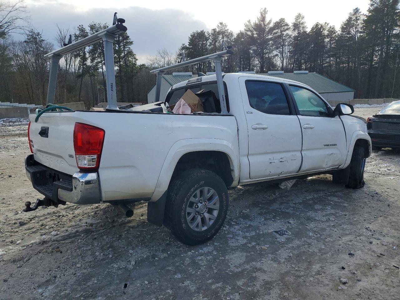 2016 Toyota Tacoma Double Cab - Фото 3