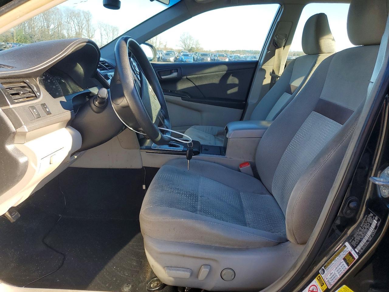 2012 Toyota Camry Le - Image 7