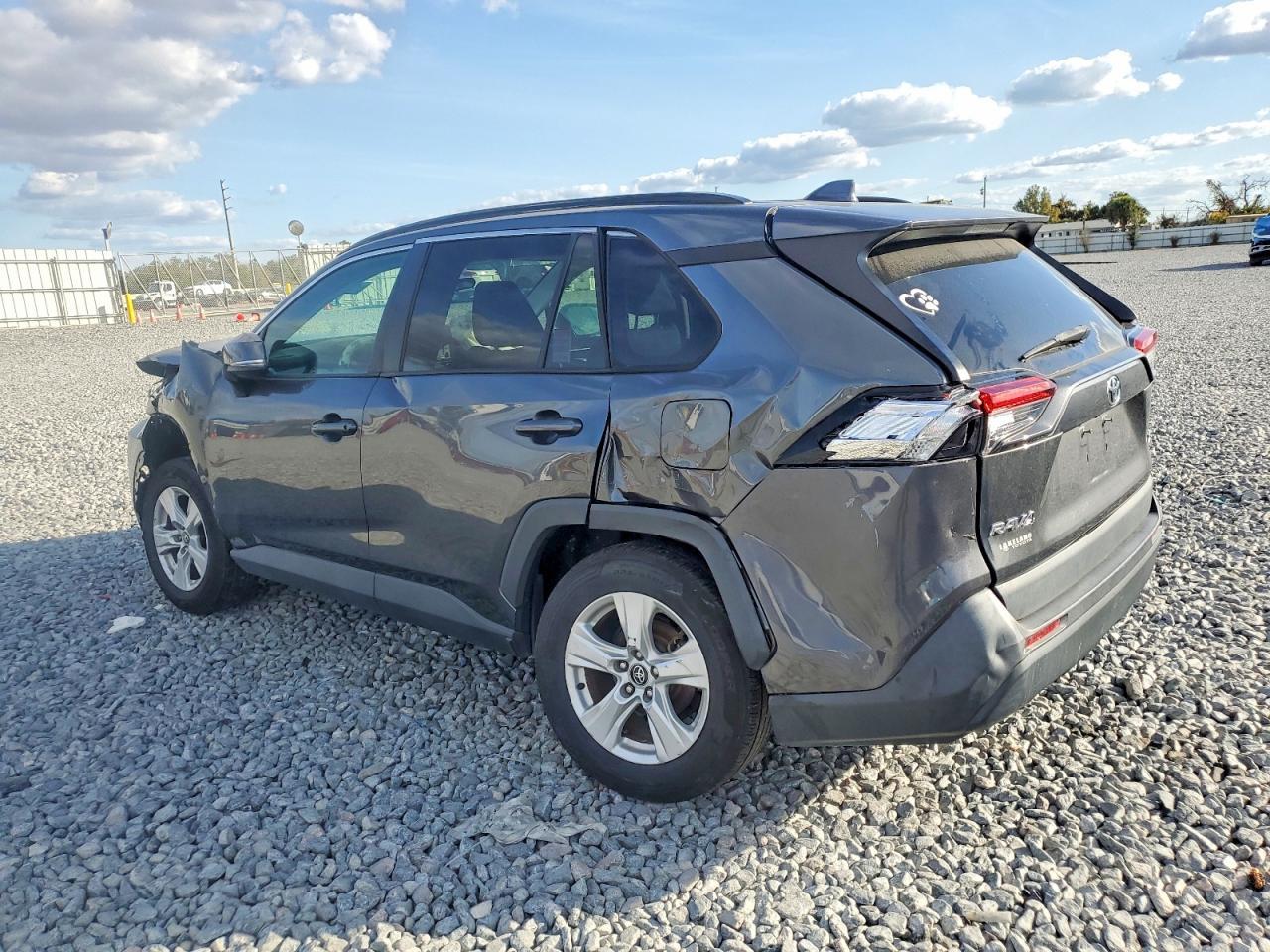2021 Toyota Rav4 Xle - Фото 2