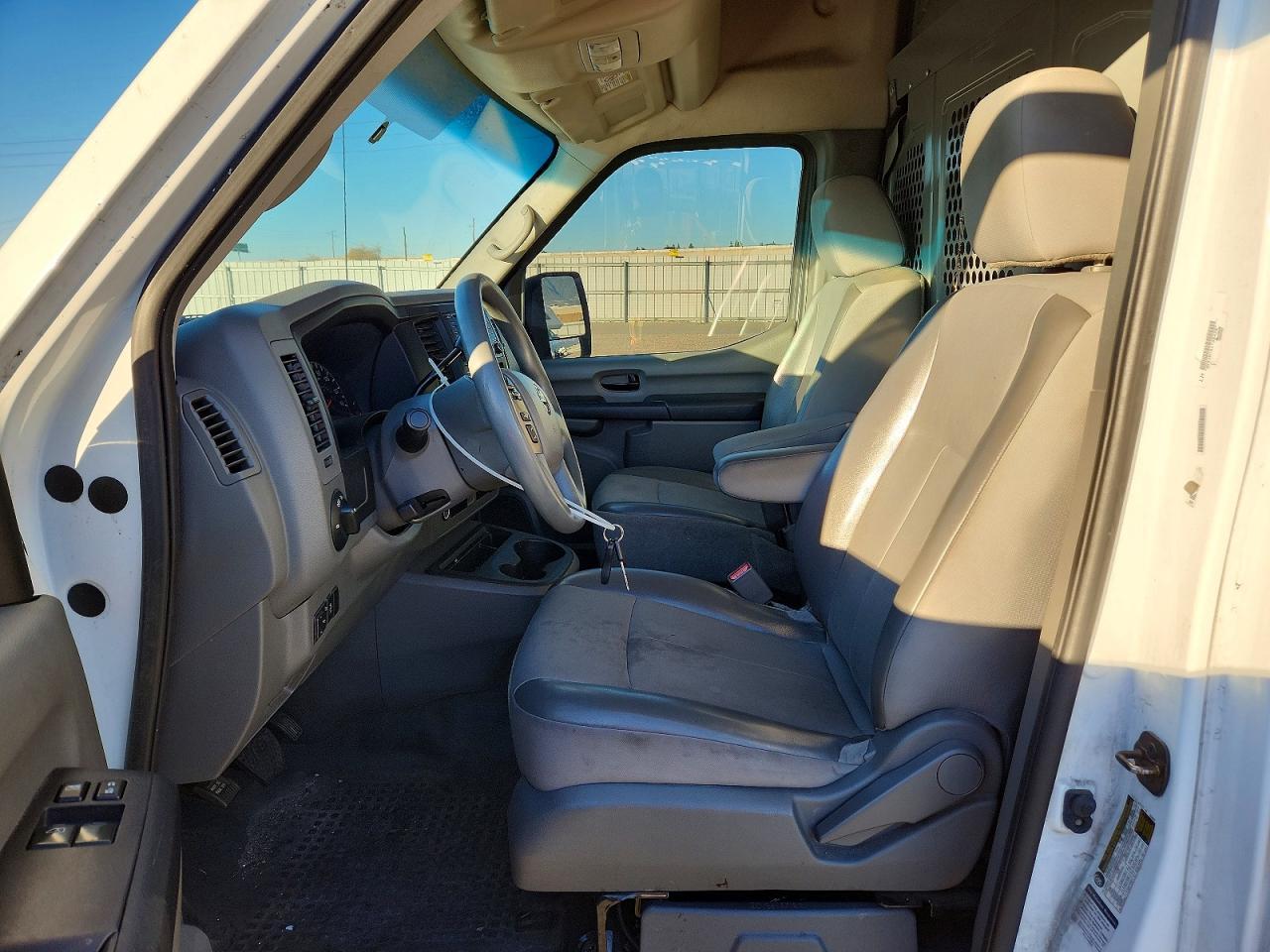 2018 Nissan Nv 2500 Delivery Van - Фото 7