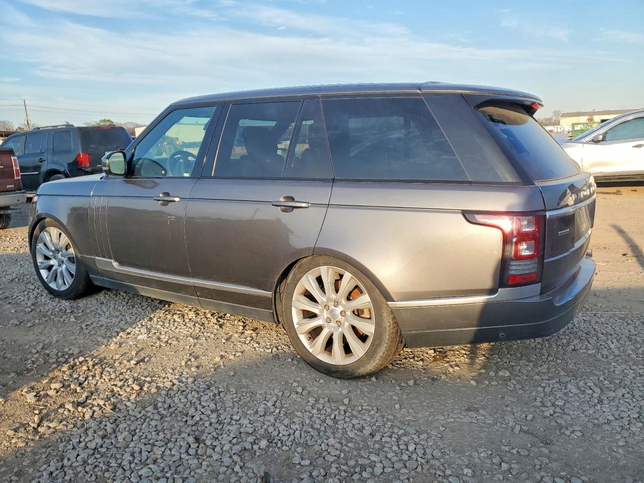 2015 Land Rover Range Rover Supercharged - Фото 2