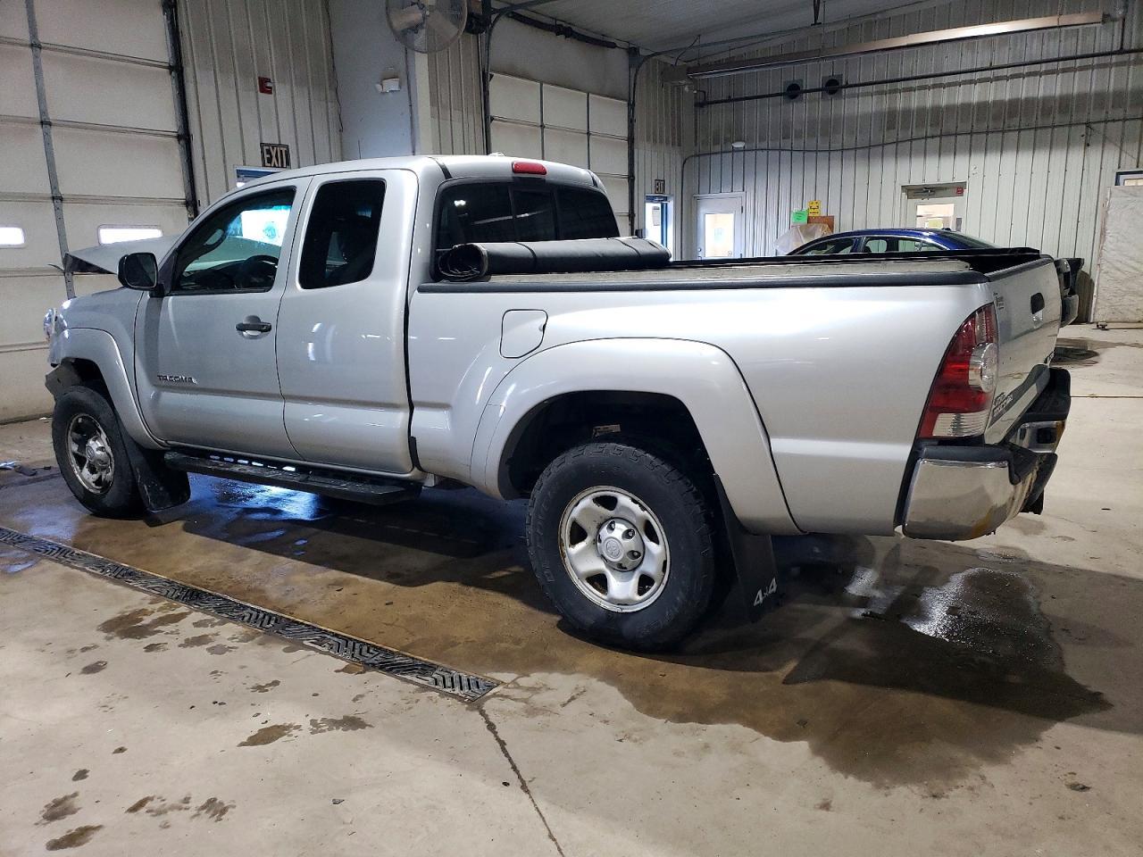 2010 Toyota Tacoma Access Cab - Фото 2