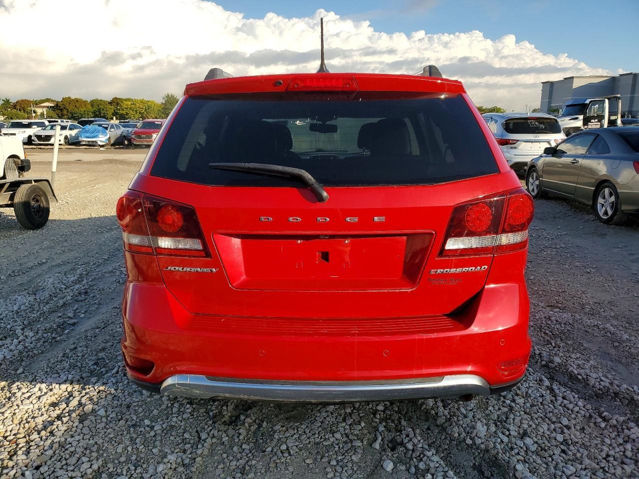 2018 Dodge Journey Crossroad - Фото 6