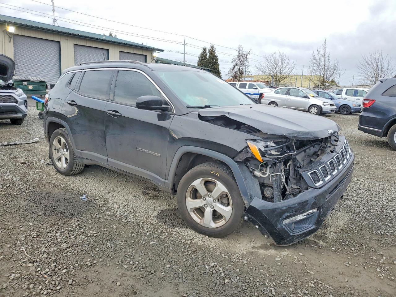 2018 Jeep Compass Latitude - Image 4