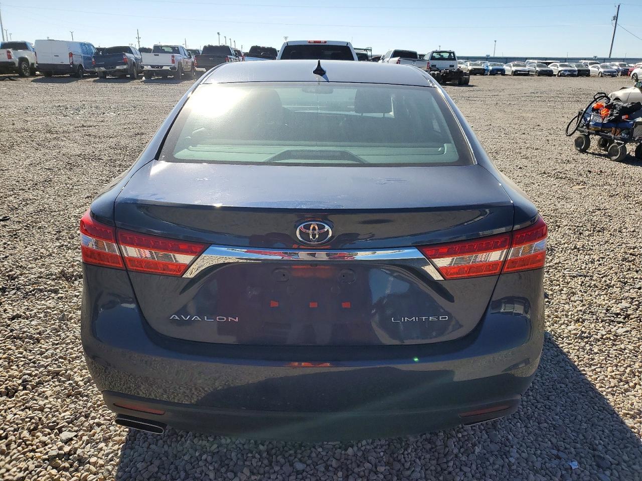 2015 Toyota Avalon Xle - Image 6