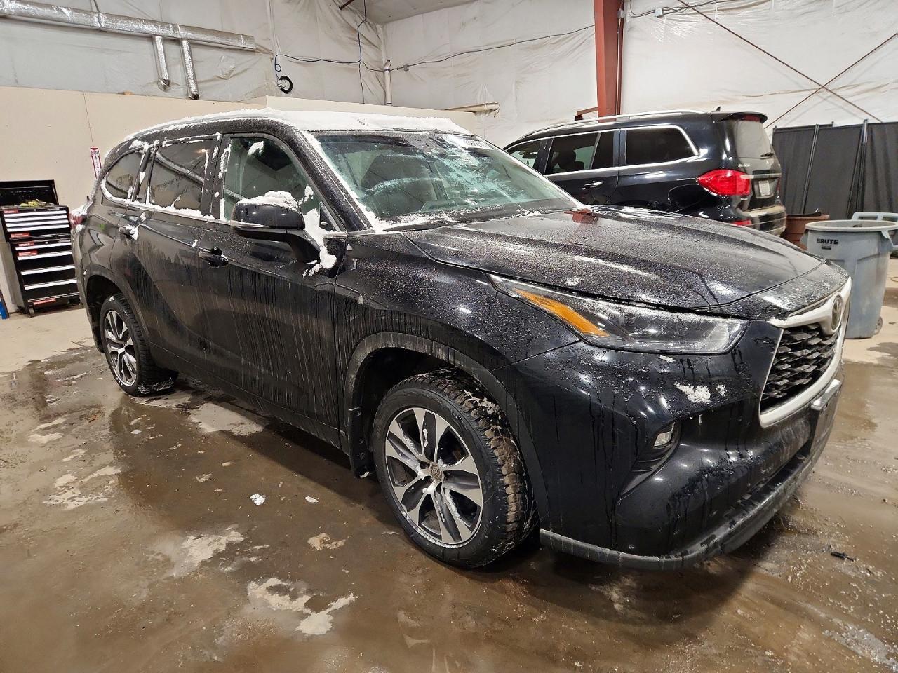 2024 Toyota Highlander Le - Фото 4