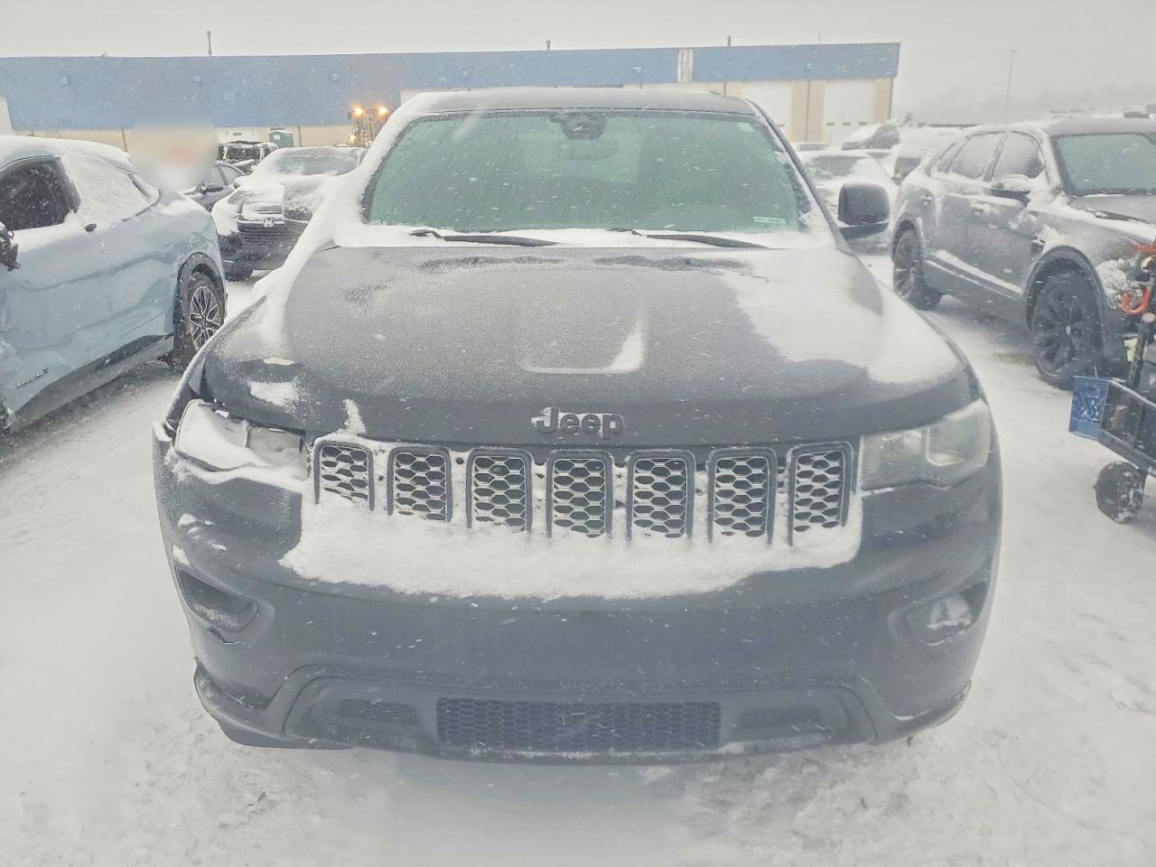 2018 Jeep Grand Cherokee Laredo - Image 5