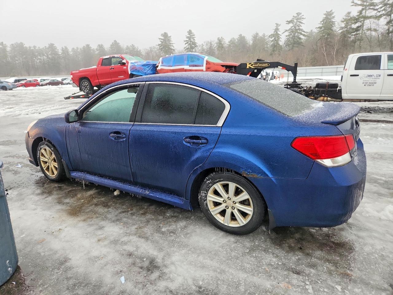 2011 Subaru Legacy - Image 2