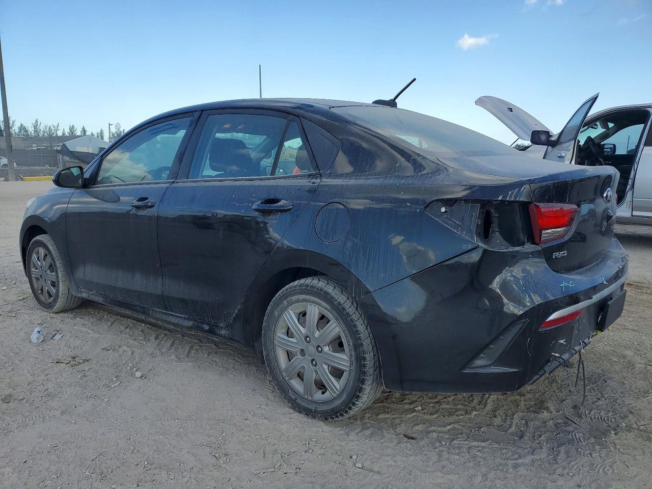 2021 Kia Rio Lx - Фото 2