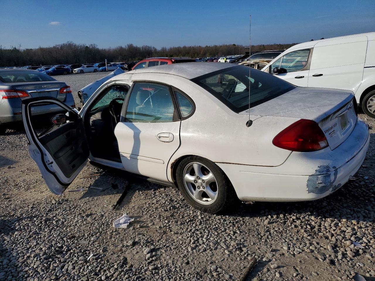 2003 Ford Taurus Ses - Фото 2