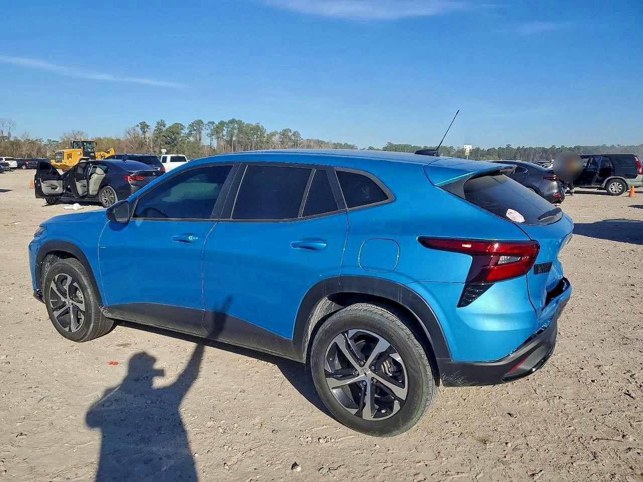 2025 Chevrolet Trax 1Rs - Image 2