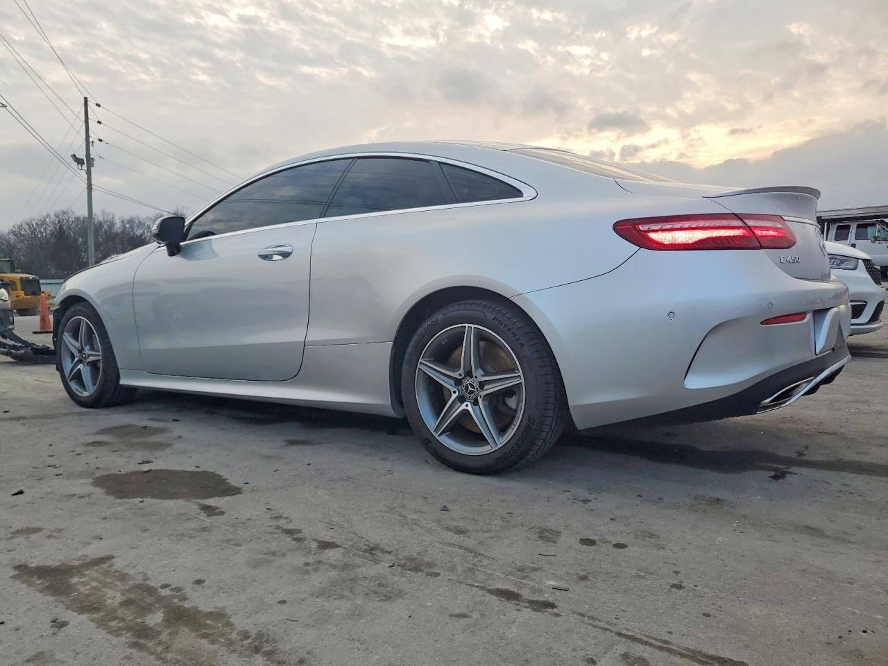 2019 Mercedes-Benz E 450 4Matic - Фото 2