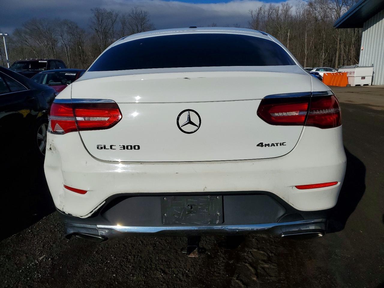 2017 Mercedes-Benz Glc Coupe 300 4Matic - Фото 6