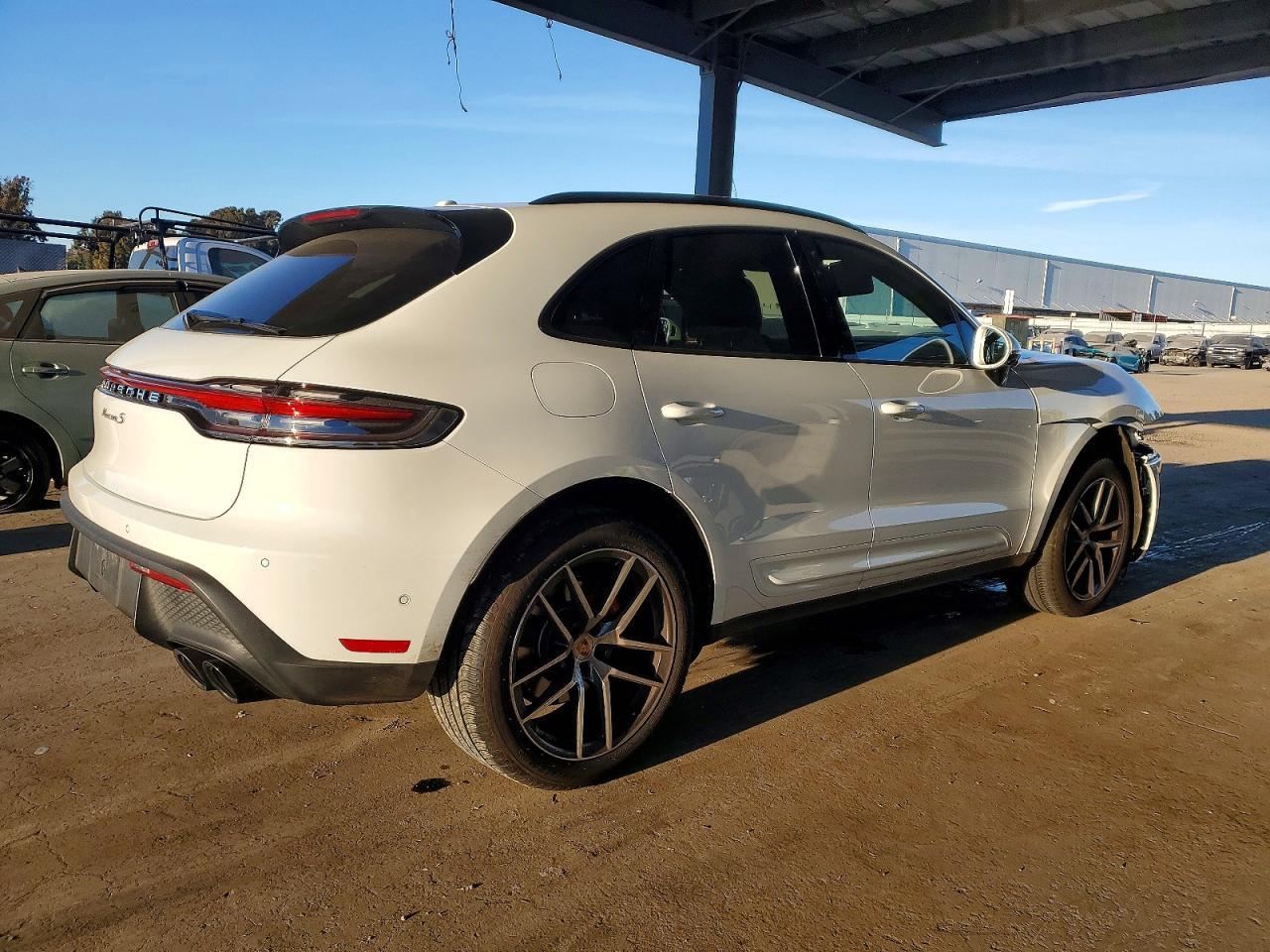 2022 Porsche Macan S - Image 3