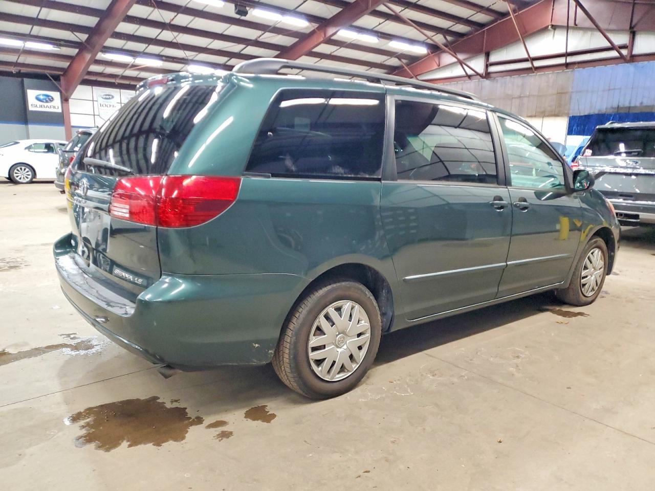 2005 Toyota Sienna Ce - Image 3
