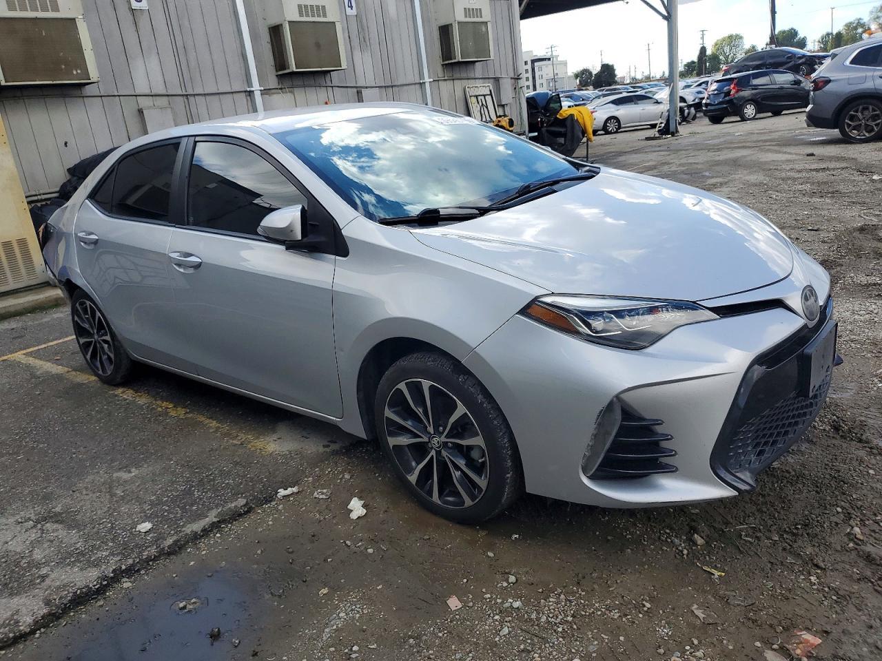 2017 Toyota Corolla L - Фото 4