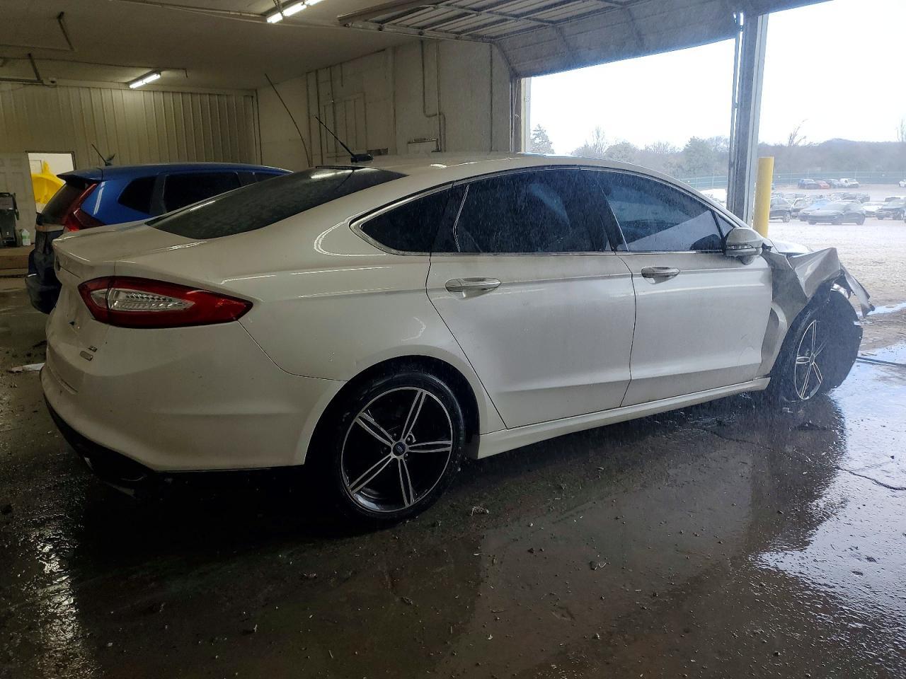 2014 Ford Fusion Se - Фото 3