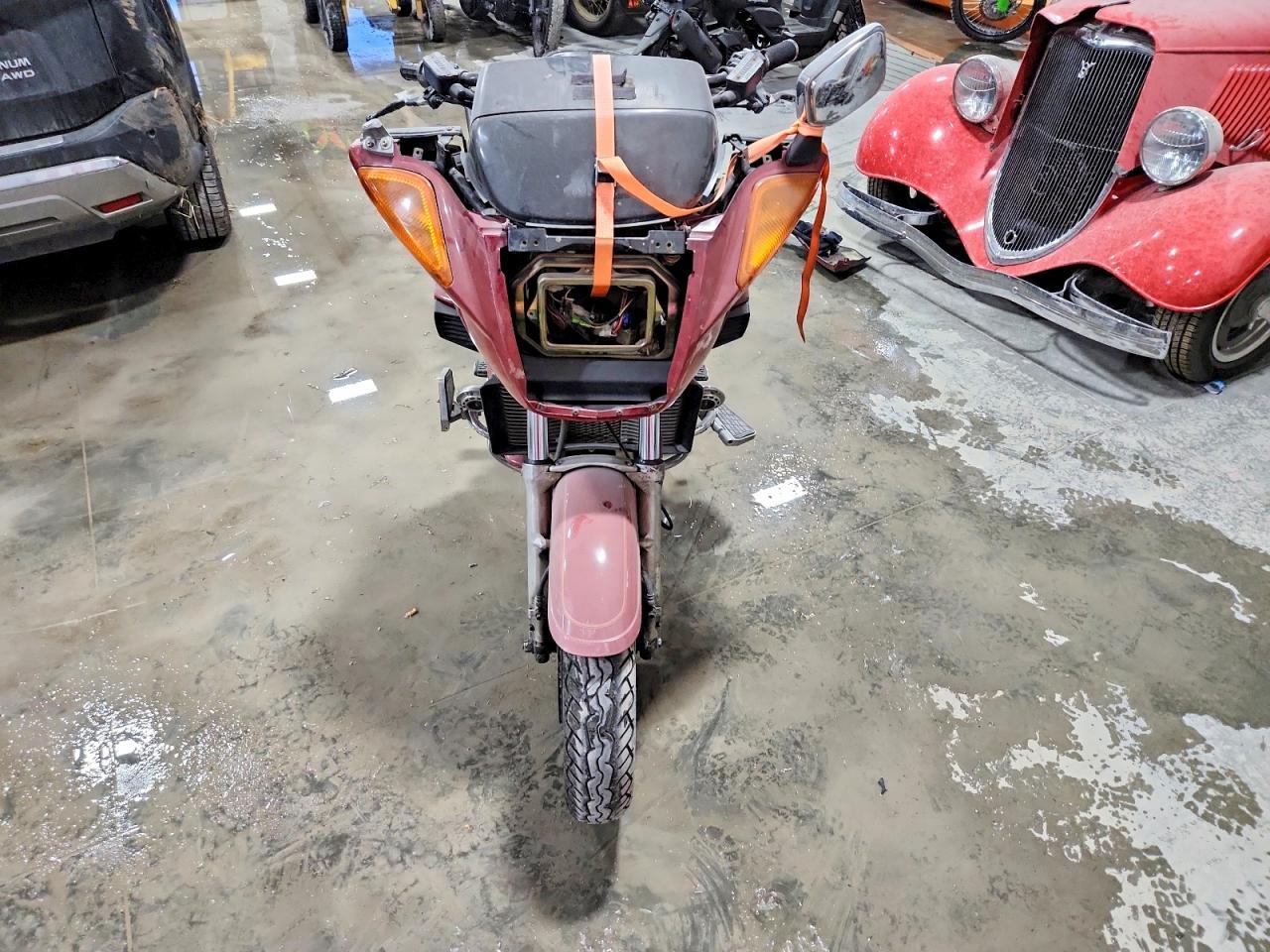 1983 Yamaha Xvz - Image 2
