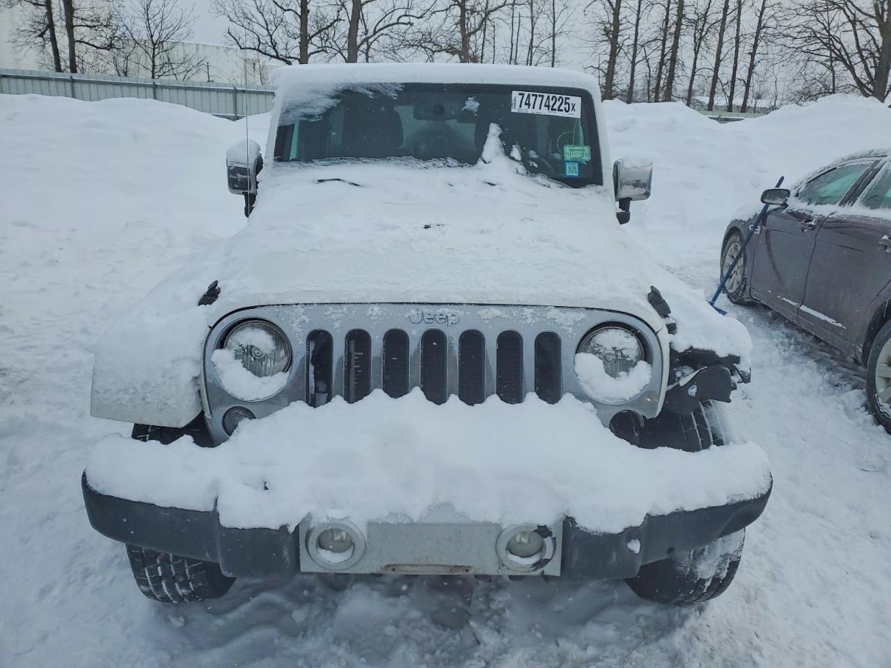 2014 Jeep Wrangler Unlimited Sahara - Фото 5