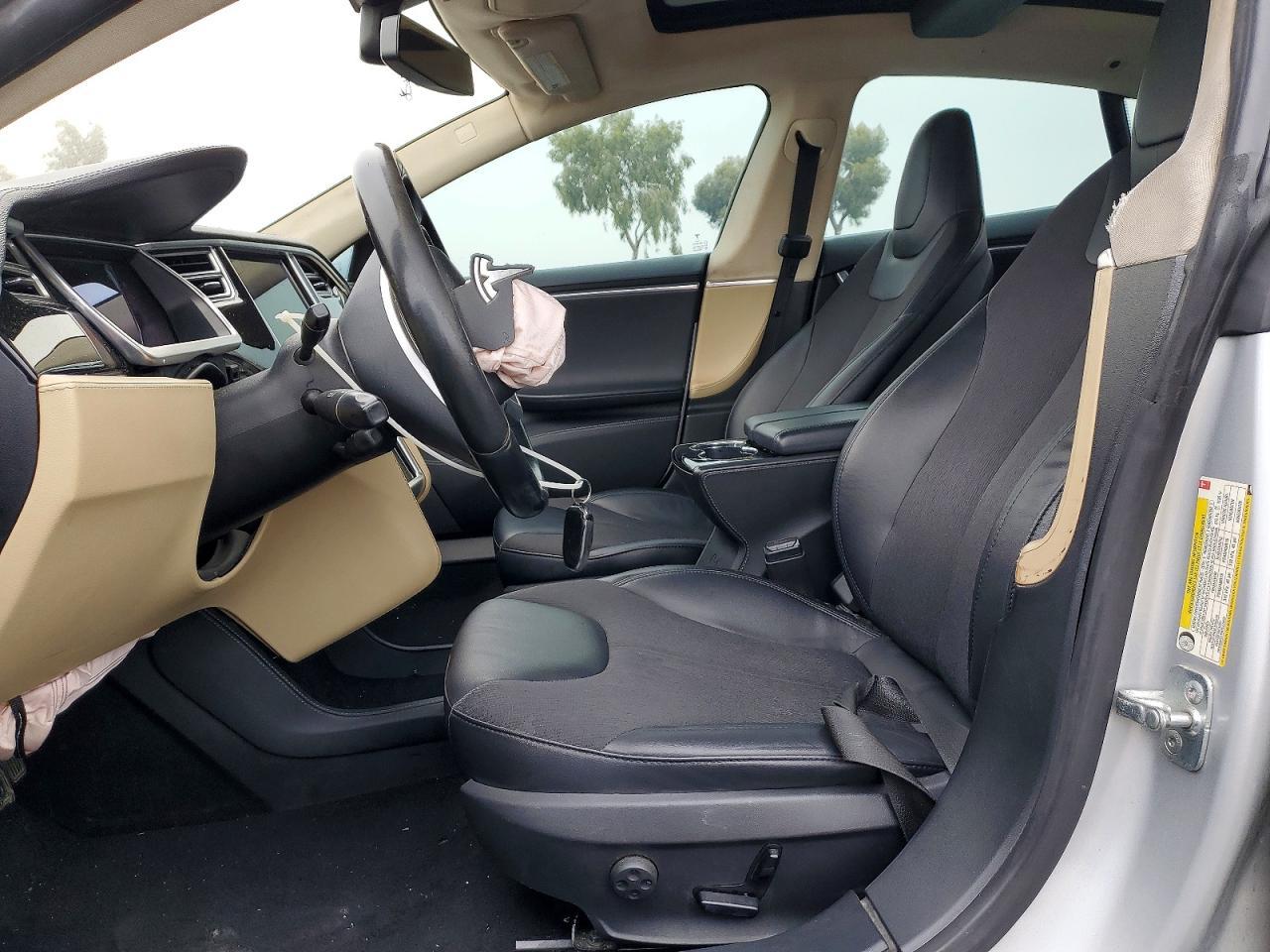 2014 Tesla Model S - Фото 7