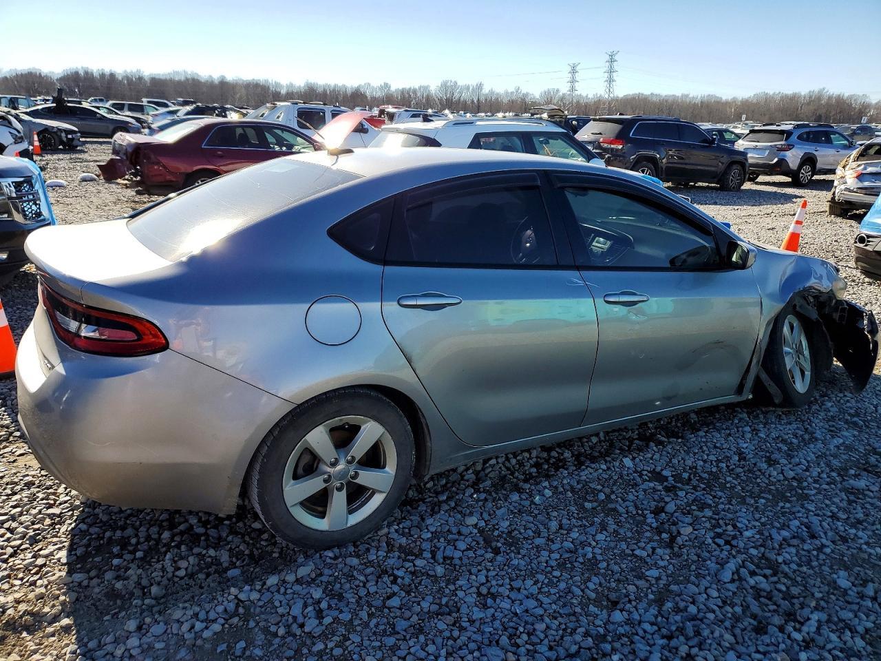 2016 Dodge Dart Sxt - Фото 3