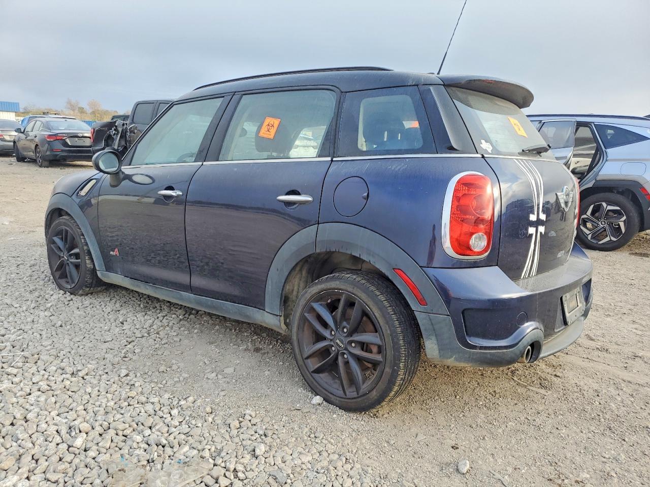 2012 Mini Cooper S Countryman - Image 2