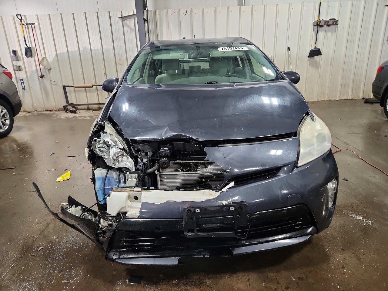 2013 Toyota Prius - Фото 5