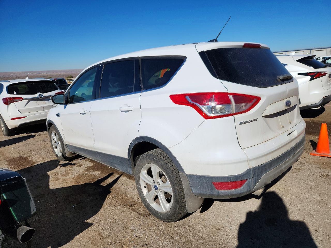 2016 Ford Escape Se - Фото 2