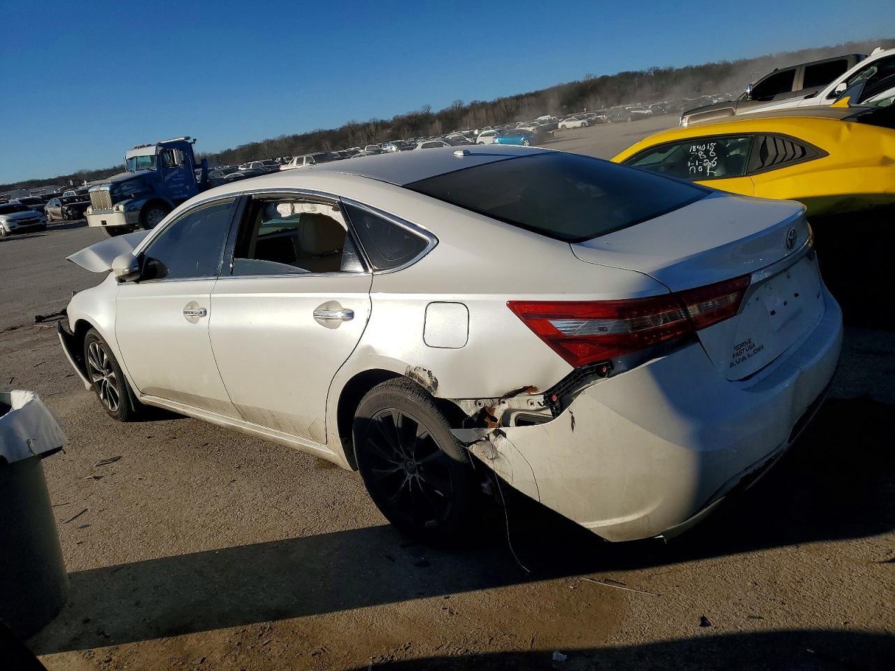 2016 Toyota Avalon Xle - Фото 2