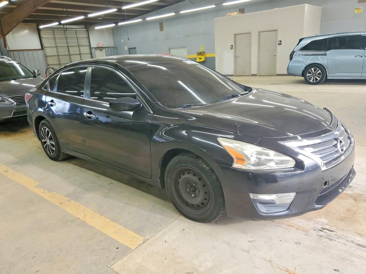 2015 Nissan Altima 2.5 - Фото 4