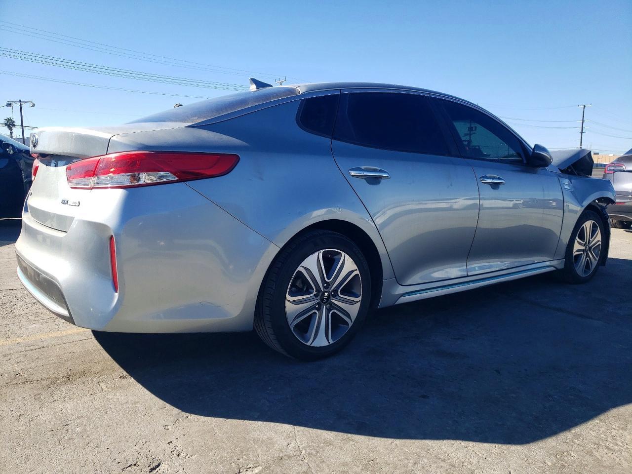 2017 Kia Optima Plug-In Hybrid - Фото 3