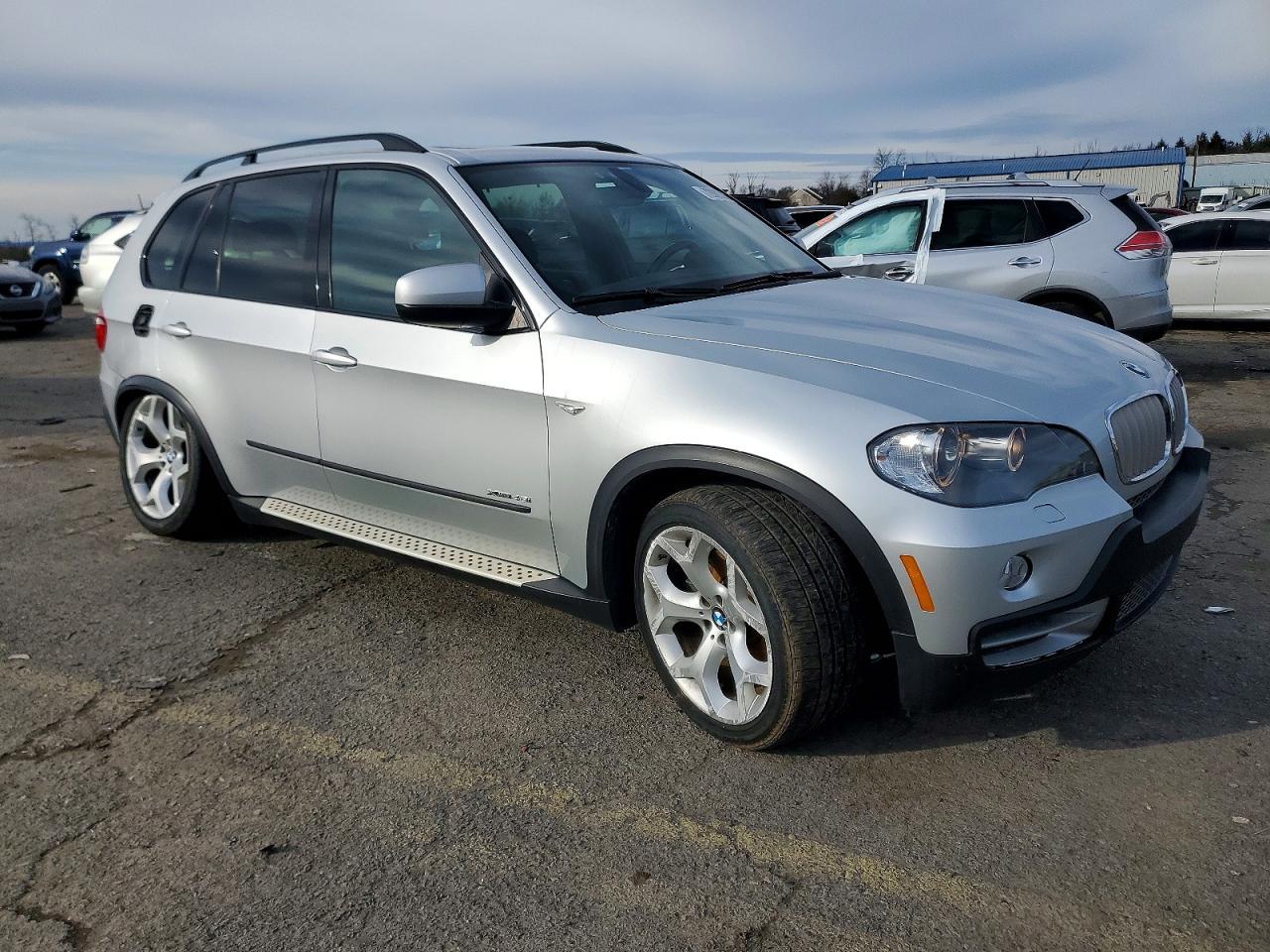 2009 BMW X5 xDrive48I - Image 4
