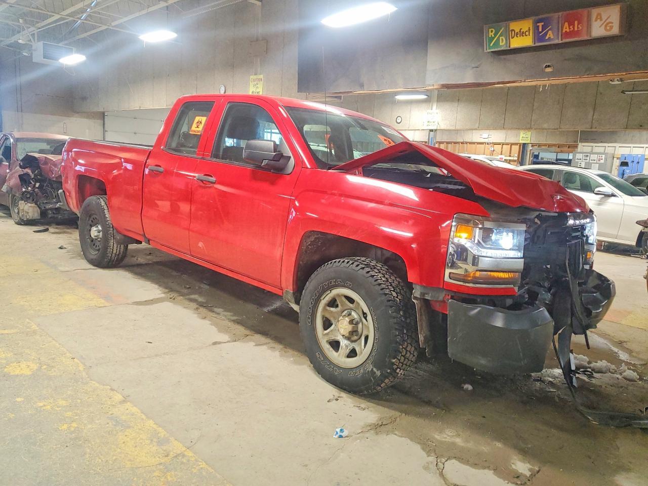 2017 Chevrolet Silverado K1500 - Фото 4