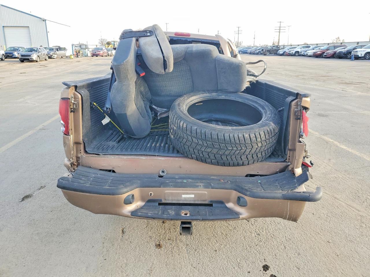2002 Chevrolet S Truck S10 - Фото 6