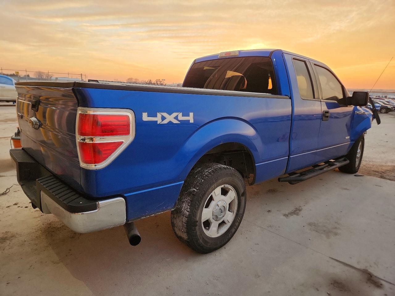 2011 Ford F150 Super Cab - Image 3