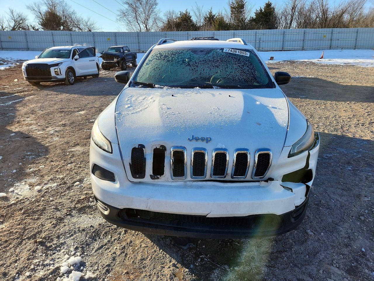 2015 Jeep Cherokee Sport - Фото 5