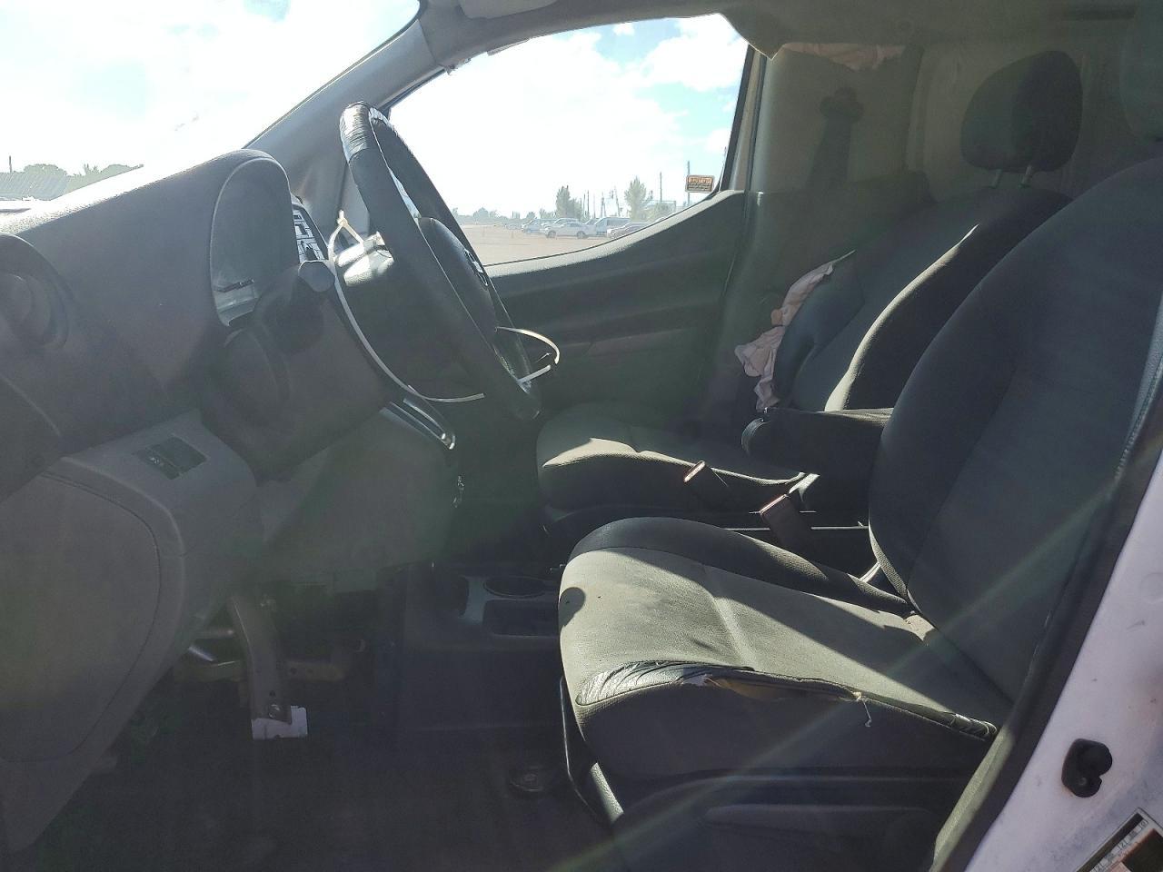 2015 Nissan Nv - Фото 7