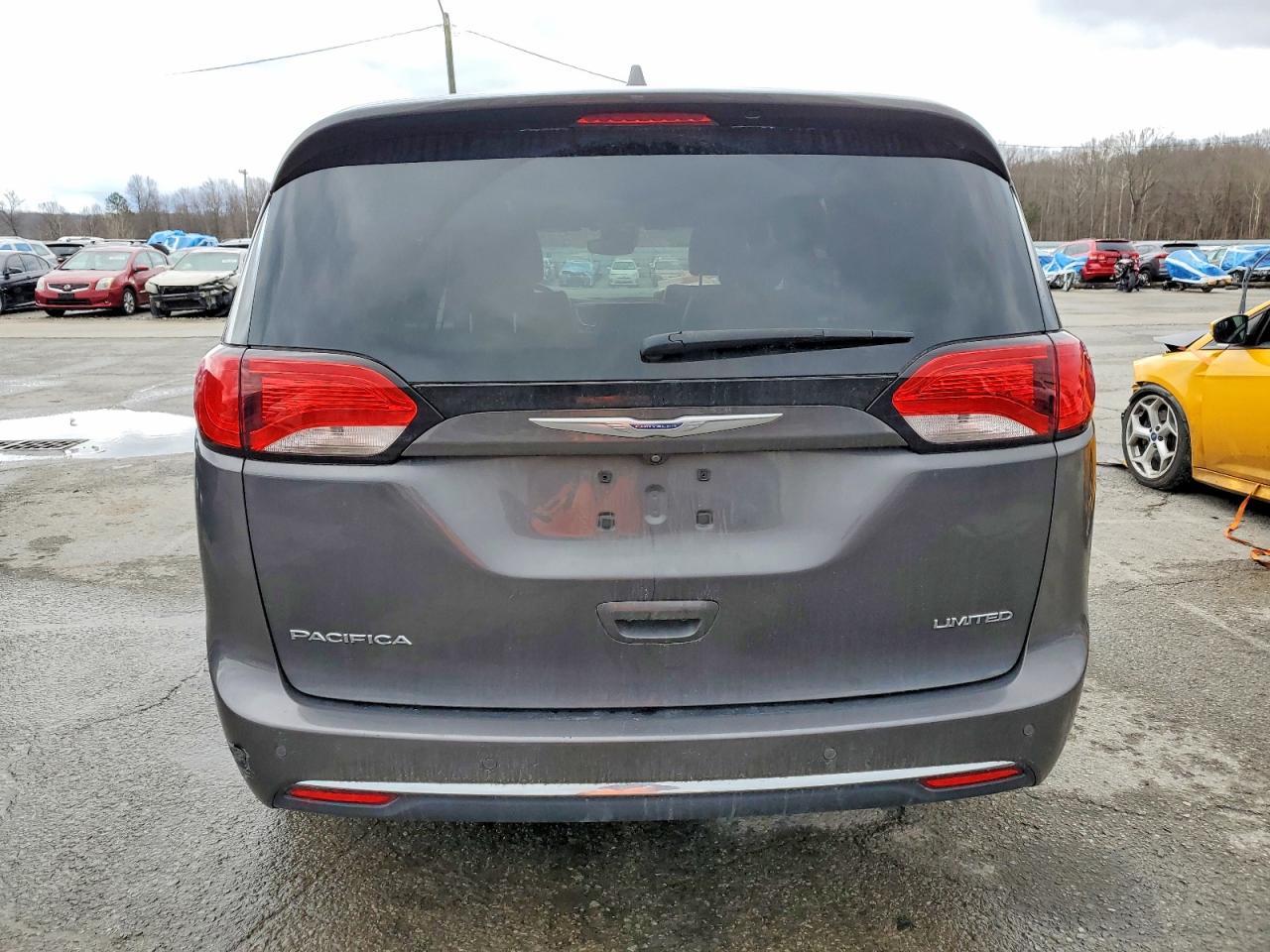2020 Chrysler Pacifica Limited - Фото 6