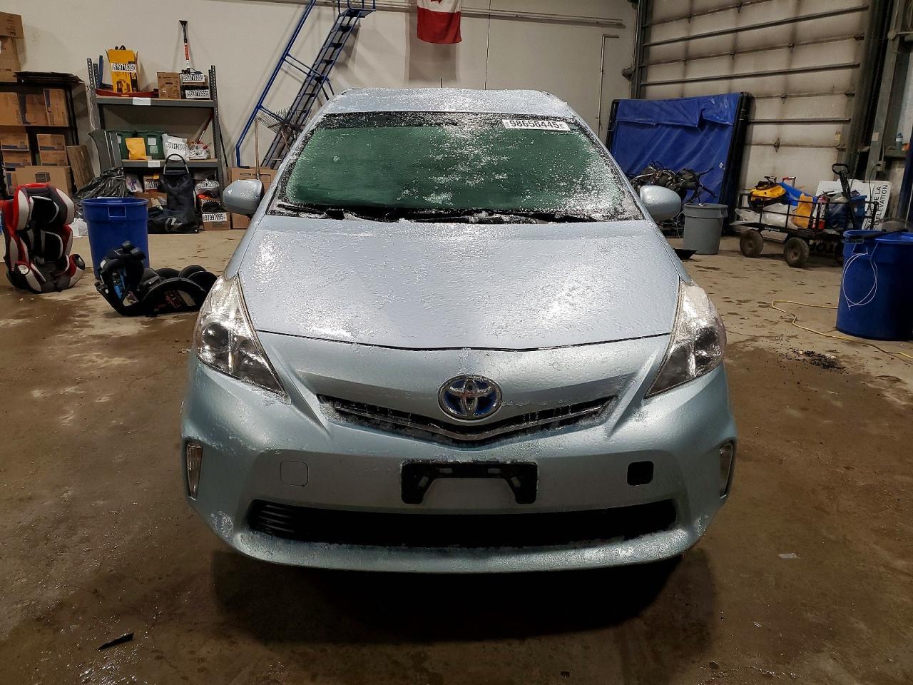 2012 Toyota Prius V - Фото 5