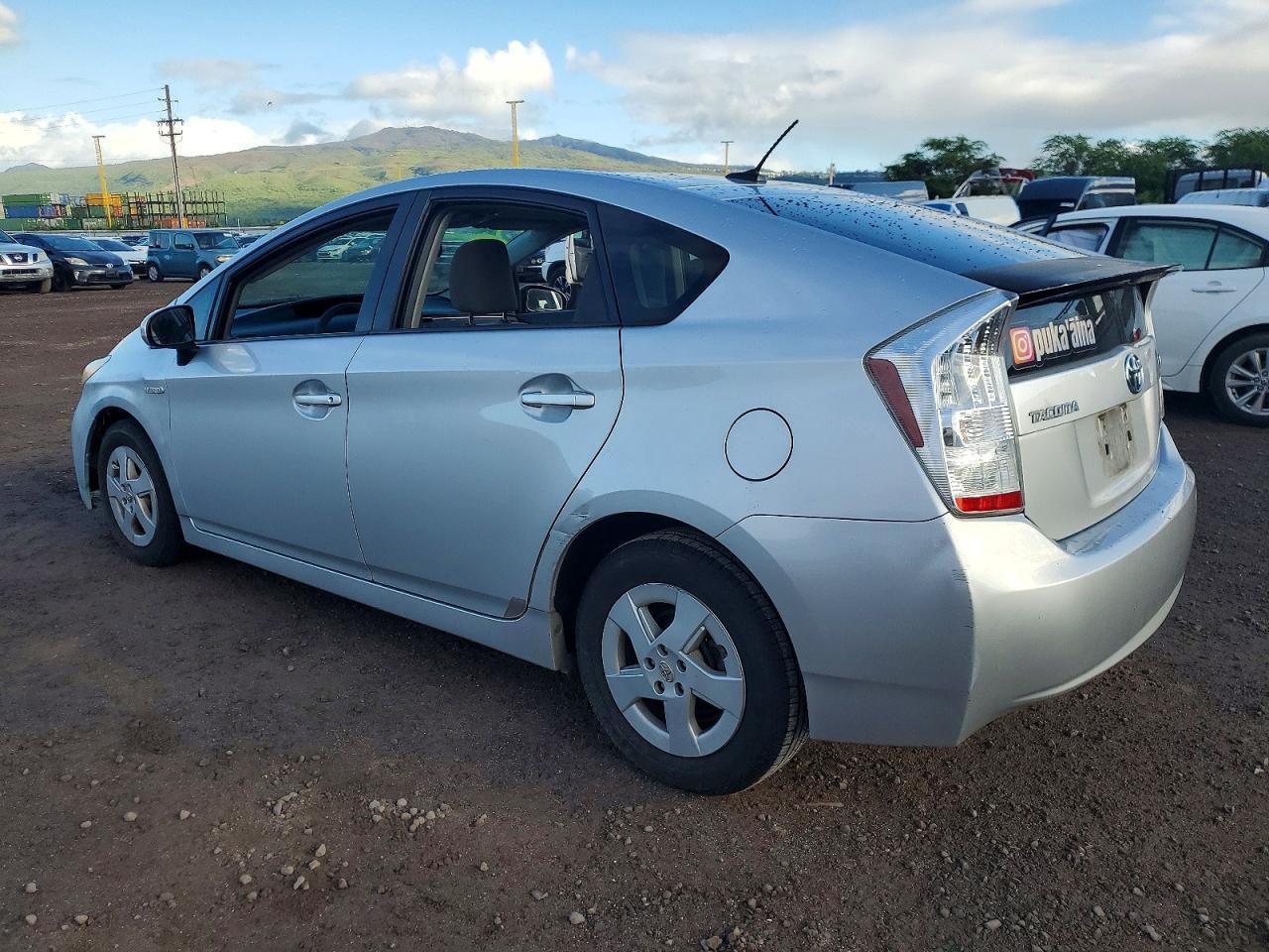 2011 Toyota Prius - Фото 2