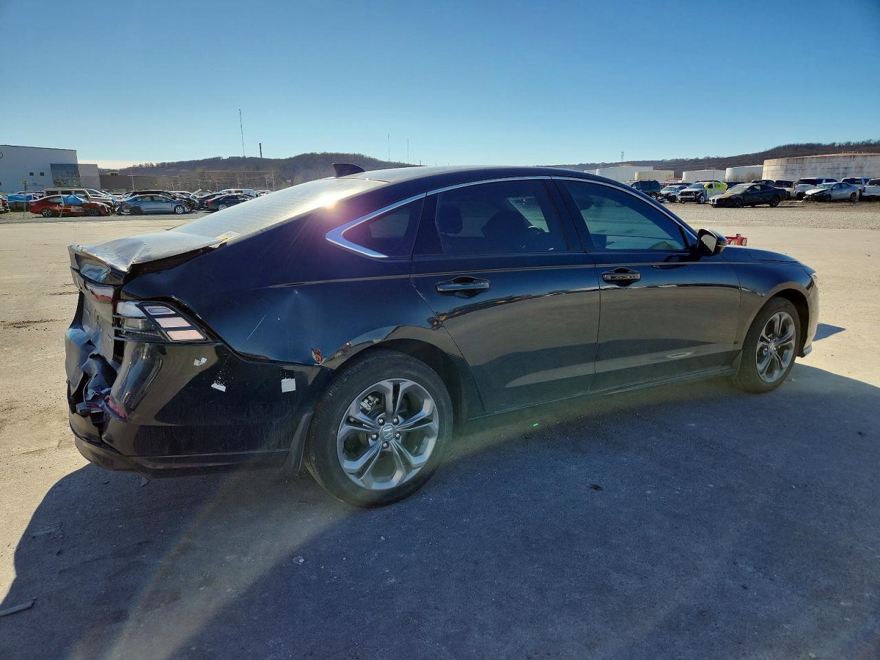 2025 Honda Accord Hybrid Exl - Image 3