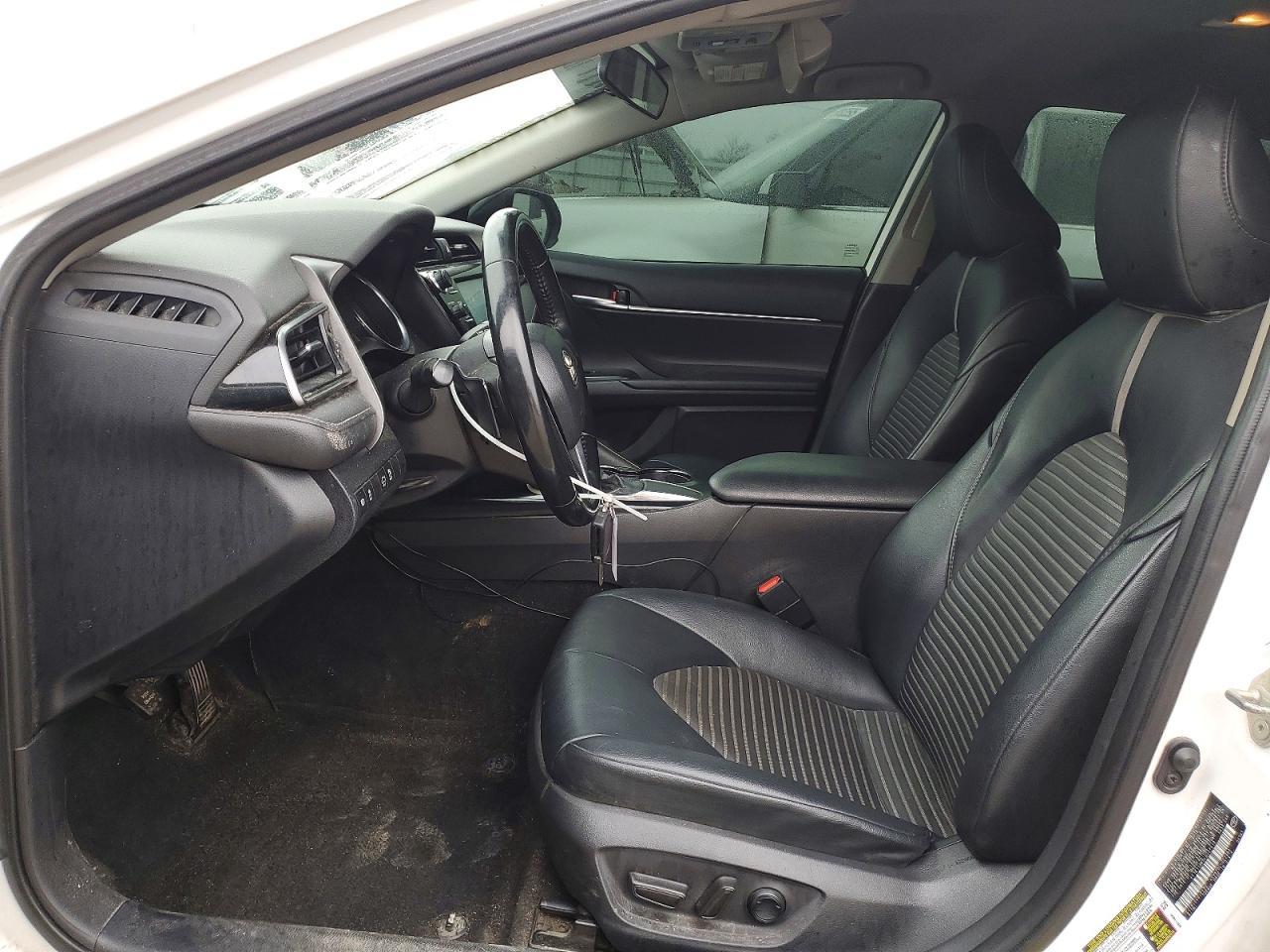 2020 Toyota Camry Se - Image 7