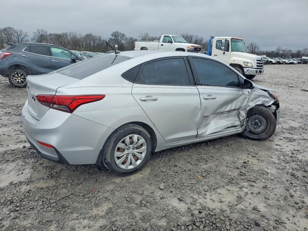 2020 Hyundai Accent Se - Image 3