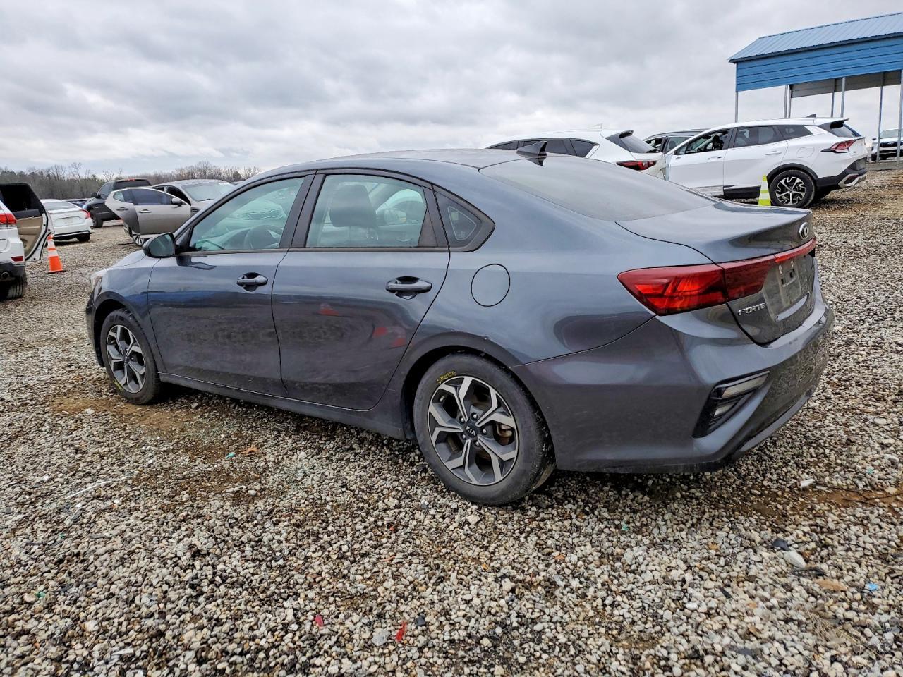 2021 Kia Forte Fe - Image 2
