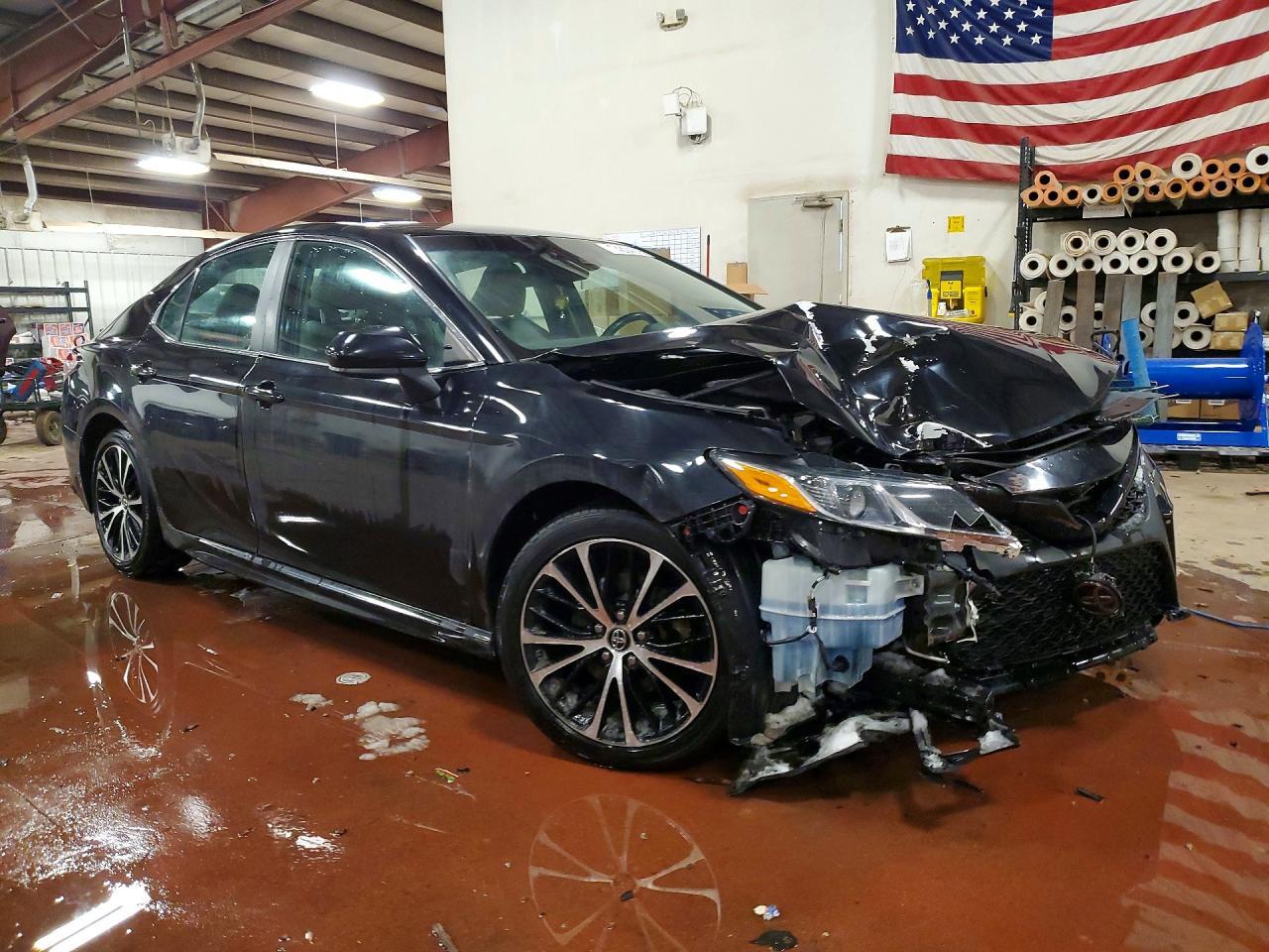 2020 Toyota Camry Se - Image 4