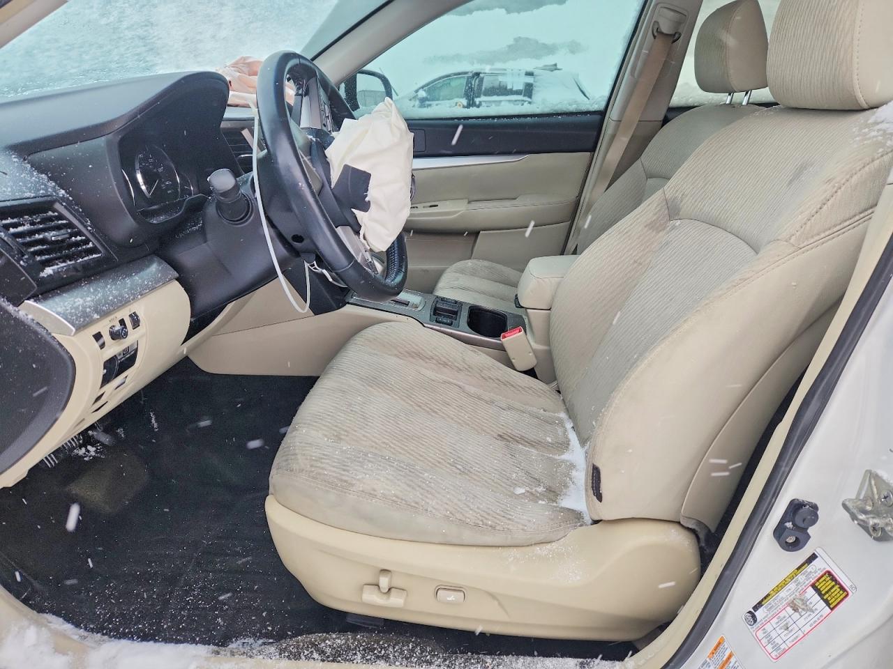 2011 Subaru Outback 2.5I Premium - Image 7