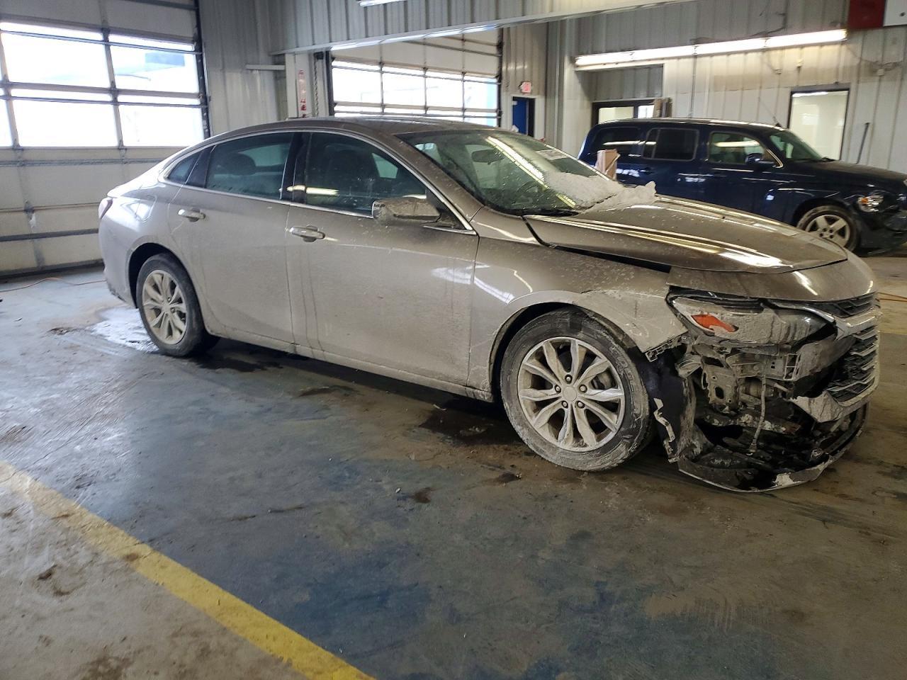 2022 Chevrolet Malibu Lt - Image 4