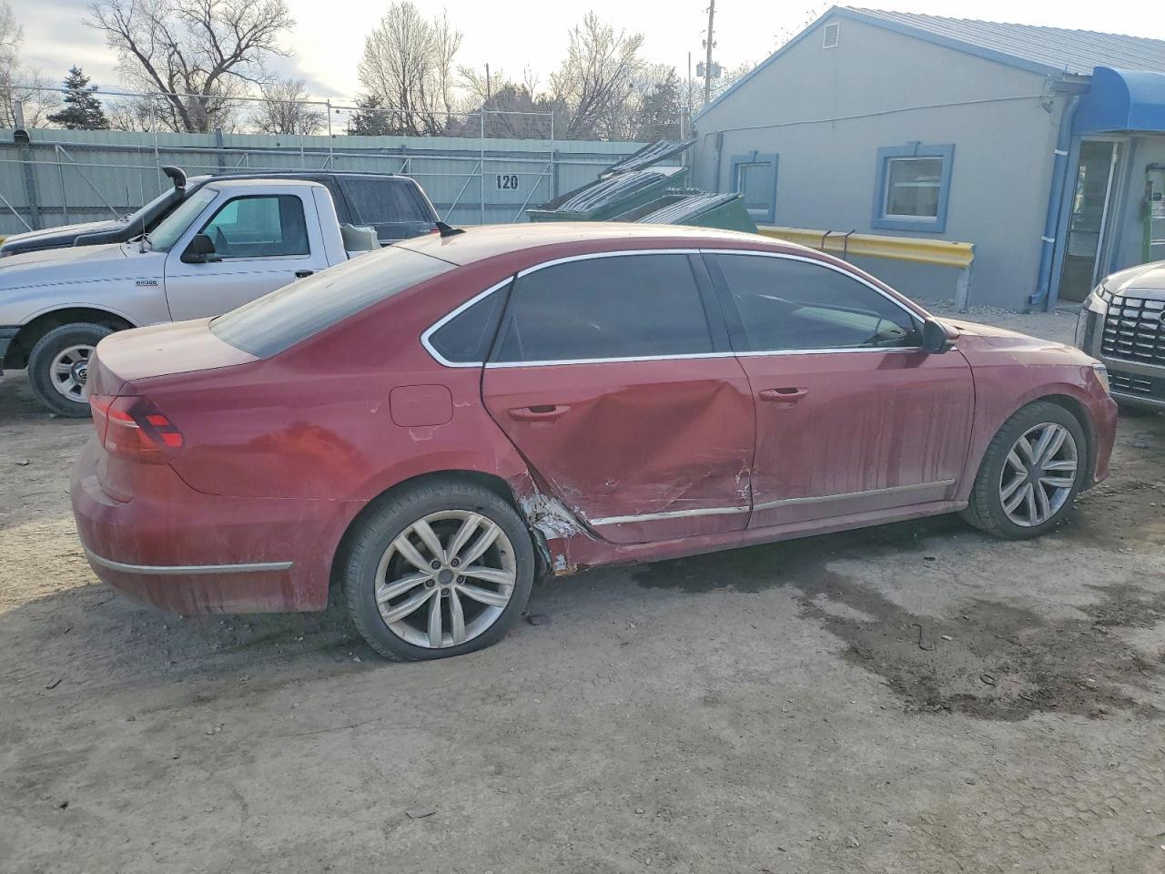 2017 Volkswagen Passat Se - Фото 3